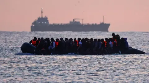 Premier Migrant Deported to France Under Fresh Reciprocal Deal