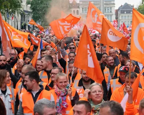 Nationwide Walkout Action Draws Vast Numbers Protesting Across France
